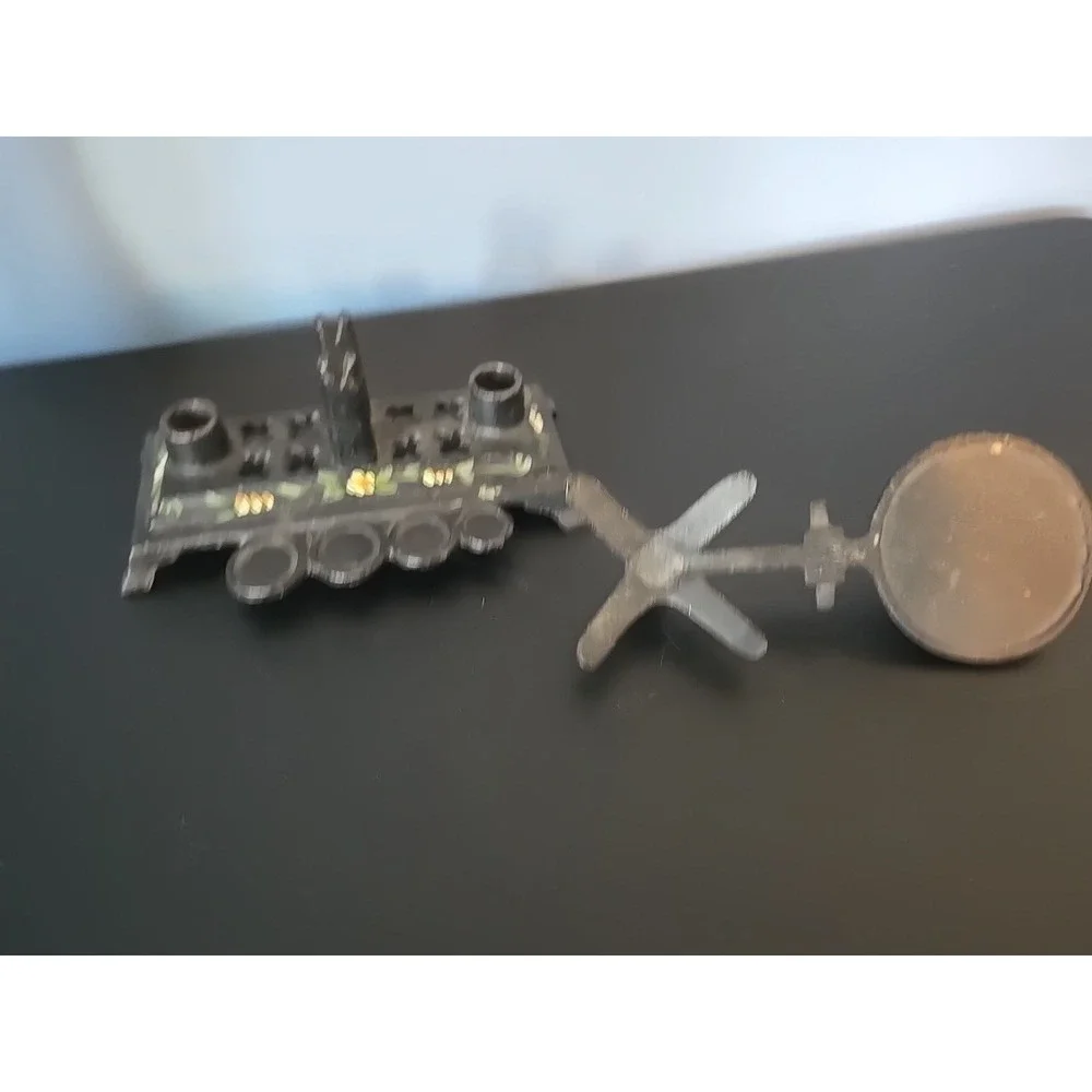 Vtg‎ Mini Cast Iron Balance Scale Weight Figure No Weights
